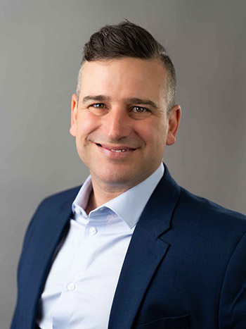 Dr. Gregory Knoll